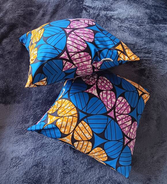 Throw Pillow Covers Set - image 1