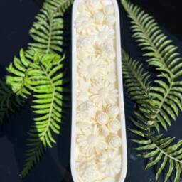 Flower Candle, Centrepiece Fragranced Huge 5 Wick Candles, Luxury Fragranced Candle. 1.5Kg Soy Handmade Botanical - thumbnail 3