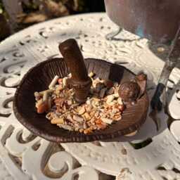 Cast Iron Mushroom Bird Feeder - thumbnail 2