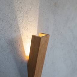 Handcrafted Oak Wall Sconce, Minimalist Home Lighting - thumbnail 2