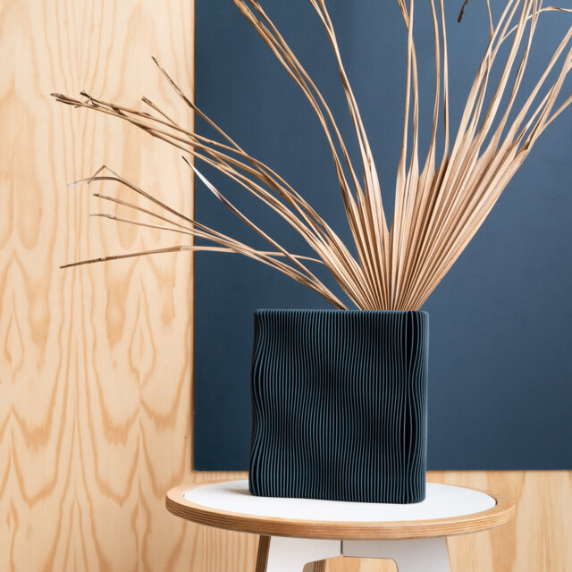 Wooden Tide Vase in Indigo Blue - Perfect For Dried Flowers - image 1