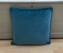 Plush Teal Blue Velvet Reversible Piped Home Accessories Throw Cushion Cover/Sham Pillowcase 18 - thumbnail 1