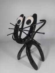 Horseshoe Cat, Kitty Figurine, Metal Art, Upcycled Art - thumbnail 1