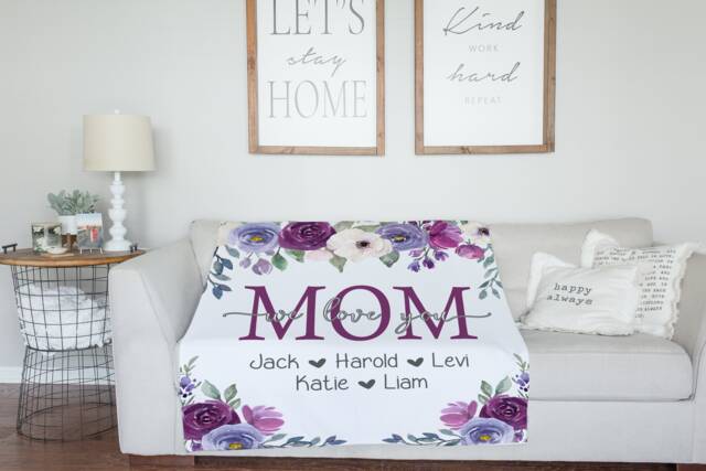 Mom Christmas Gift, Blanket, Present, Floral Style Personalized Gift For Grandparent - image 1