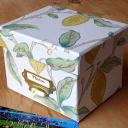 William Morris Photo Box Lemons White Design, Handmade in England - thumbnail 3