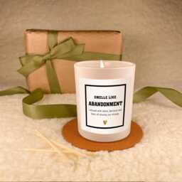 Smells Like Abandonment Candle - Funny Leaving Work Gift For Colleague Or Manager, Personalised Retirement Farewell Candle, Traitor - thumbnail 3