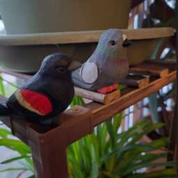 Pigeon Wooden Figurine - Hand-Carved Bird Statue Home Decor - thumbnail 3