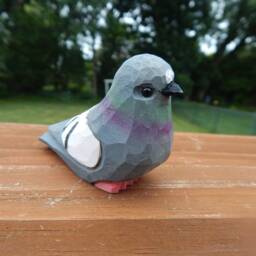 Pigeon Wooden Figurine - Hand-Carved Bird Statue Home Decor - thumbnail 2