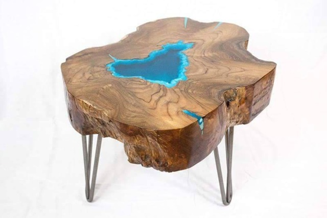 Round Live Edge Coffee Table With Glowing Resin Fillin & Hairpin Legs - image 1
