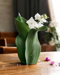 Folded Green Leaves Vase Banana Flower Holder, 3D Printed, Eco-Friendly, Jungle Themed, Customizable Size - thumbnail 1