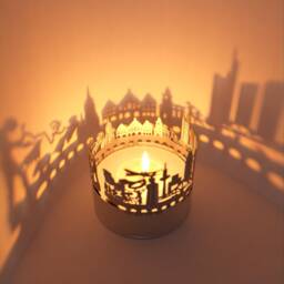 Frankfurt Skyline Shadow Play Lantern Candle Attachment - Mesmerizing Souvenir For Fans Beautiful Room Decor - thumbnail 2
