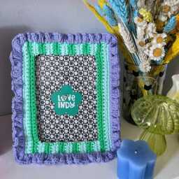 Crochet Picture Frame Striped Ruffle Border, Dopamine Decor - thumbnail 2