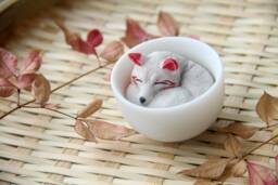 Tea Fox/Teacup - Oinari White Fox - Handmade Resin Art, Animal Miniature, D??cor, Gift Idea