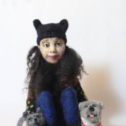 Custom Needle Felted Dog & Owner Portrait Handmade Wool Sculpture - thumbnail 2