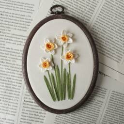 Daffodil Embroidery Hoop Art - Narcissus Flower Wall Decor 3D Floral Hand - thumbnail 2
