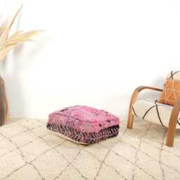 Moroccan Pouf, Moroccan Floor Cushion, Kilim Pouf Vintage Purple Bujaad Rug Square Pouf. 24x24x8 - thumbnail 2