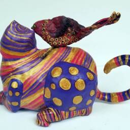 Paper Mache Clay Cat Sculpture - Jazz The With A Bird - thumbnail 2