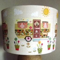 Festival Lampshade Decoupage Retro Caravan Summer Colours Fatta Da Mamma - thumbnail 2
