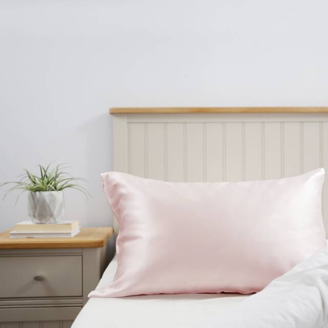 Pink Mulberry Silk Pillowcase 22 Momme, Grade 6A, Anti-Aging - image 1