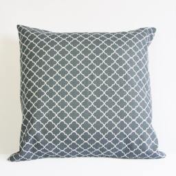 Grey Graphic Pillow Case, Moroccan Print Cover, Quatrefoil Pillow, Clover Anthracite & White, Hard Coal Case - thumbnail 4