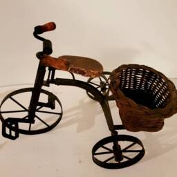 Antique Doll Size Victorian Tricycle Wicker Basket Made Of Wrought Iron, Wood Found By Foo La - thumbnail 2