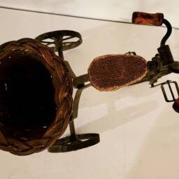 Antique Doll Size Victorian Tricycle Wicker Basket Made Of Wrought Iron, Wood Found By Foo La - thumbnail 4