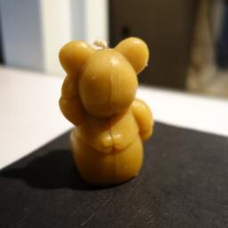 "Natural Bee Wax Candle ""Sitting Bear" - thumbnail 2