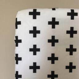 Sale Modern Black & White Fitted Crib Sheet in Large Crosses, Plus Signs Print, Modern Nursery Bedding, Baby Gift, Sheet, Dec - thumbnail 2