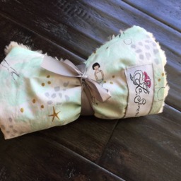 "Lovely Mint Green Mermaid Minky Mini Baby Blanket ""Uma" - thumbnail 2