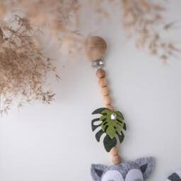 Lemur Stroller Toy, Felt Safari Animal Pram Chain, Africa Sensory Mobile, Tropical Baby Car Seat Accessory, Expecting Mom Gift - thumbnail 3