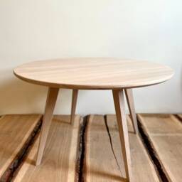 Round Solid Wood Oak Coffee Table, Rustic Circle Mid Century Modern Large Outdoor Table - thumbnail 4
