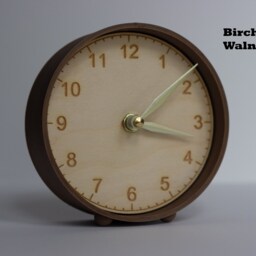Customizable Small Wooden Clock - Table Mini - thumbnail 4