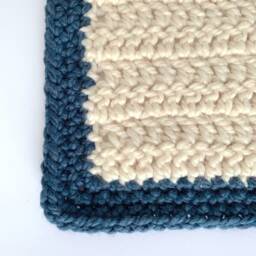 White Crochet Baby Blanket With Blue Border - thumbnail 3