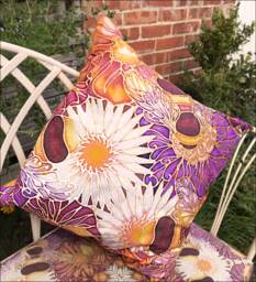 Bees & Flowers Showerproof Cushion - Yellow Plum Exterior Accent Pillow Bumble Bee Garden Seat in Sunshine Colours Gardener Gift - thumbnail 1