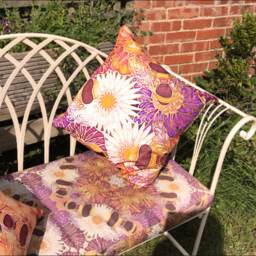 Bees & Flowers Showerproof Cushion - Yellow Plum Exterior Accent Pillow Bumble Bee Garden Seat in Sunshine Colours Gardener Gift - thumbnail 3