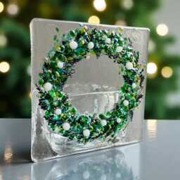 White Berry Fused Glass Christmas Wreath Tea Light Holder Handmade Holiday Decor - thumbnail 1