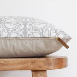 Gray Hand Block Pattern Pillow Cover - & White 20 X 24 Lumbar Neutral Dallas - thumbnail 3
