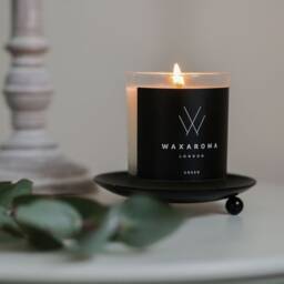 Tobacco & Vanilla Scented Soy Wax, Natural Vegan Candle, Hand Poured Gift London - thumbnail 3