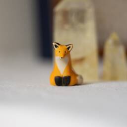 Handmade Ceramic Miniature Sitting Fox Figurine - thumbnail 2