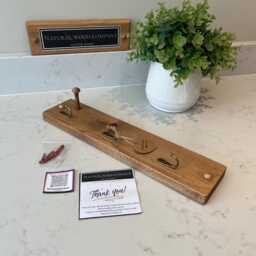 Handmade 8cm Wide Oak Waxed Key Rail Dog Lead With 1 Shaker Peg ~ Slim Vertical Design - thumbnail 2