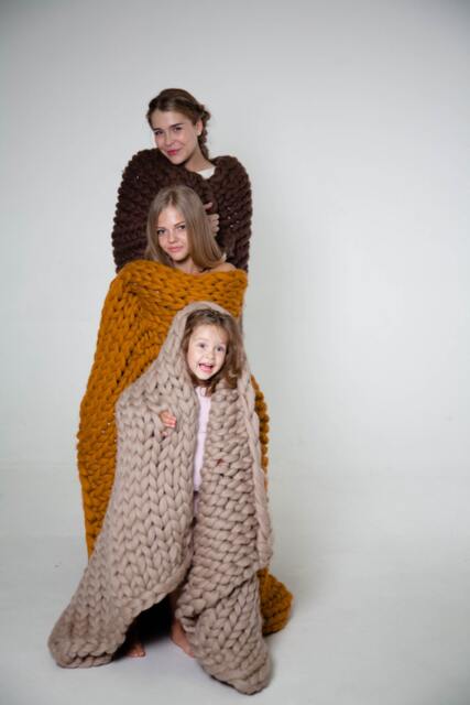 Chunky Blanket, 100% Merino Wool, Bulky Throw, Gift For Her, Christmas Gift, Knit, Handmade Blanket, 42 Colors Available - image 1