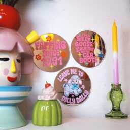 Dilly Dally Lamb Disc Mirror - thumbnail 4