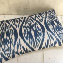 Silk Ikat Pillow Cover, Handwoven Decorative Cushion - 16x24 - thumbnail 4