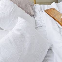 White Linen Sheet Set, 4-Piece Bedding, Stonewashed - thumbnail 4