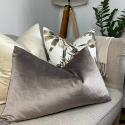 "John Lewis & Partners Fabric Knitted Cotton Velvet Cushion Cover, 12"" X20" - thumbnail 4