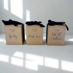 Fresh Linen Candle Hand Poured Rapeseed Coconut Wax - 150G Laundry Scented Candle/New Home Gift Birthday - thumbnail 4