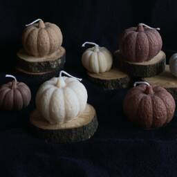 Pumpkin Soy Wax Candle Autumn Scented Fall Decor - thumbnail 3