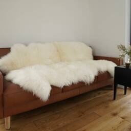 Giant Sheepskin Rug, Cream White Throw, Genuine Leather, 79x44 - thumbnail 3