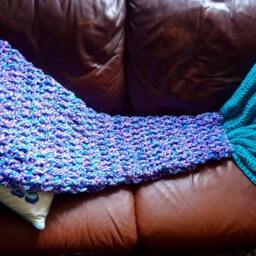 Crochet Mermaid Tail Blanket, Chunky Snuggle Sack - thumbnail 3