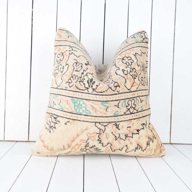 Vintage Turkish Kilim Pillow Cover, Handmade Ethnic Home Decor - 20x20 Inch - image 1